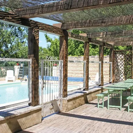 Holiday home Lovely Home In Saint-Meard-De-Gurcon With Jacuzzi Saint-Meard-de-Gurcon