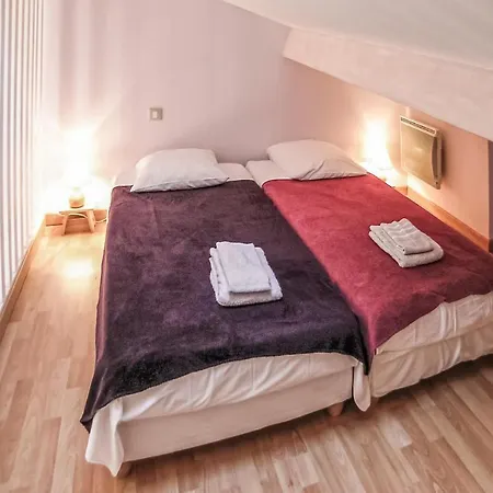 Lovely Home In Saint-Meard-De-Gurcon With Jacuzzi Saint-Meard-de-Gurcon
